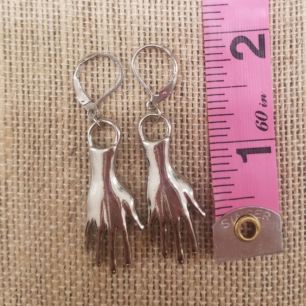 Hand earrings